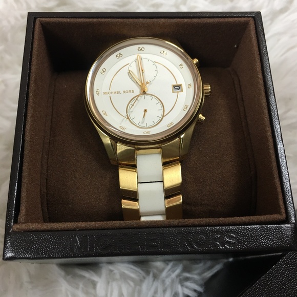 NWT Michael Kors Briar Gold-Tone and White Silicon